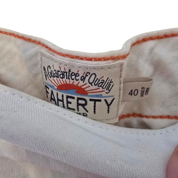 Faherty Men's Stone Linen Cotton Blend Flat Front Shorts - Picture 3 of 3